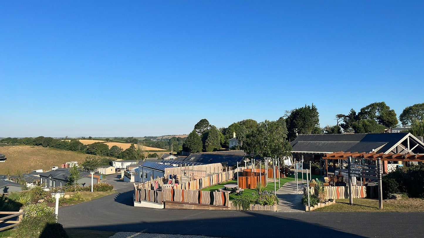 A view of the country side from the park 